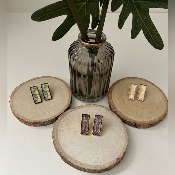 Elegant Floral Pattern Coquette Stud Earrings Set - Art Nouveau Flower Earrings - Picture 1 of 14